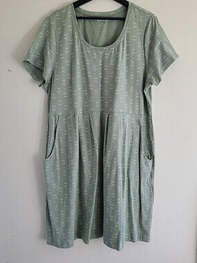 NorthStyle T-shirt Dress 1X Green Floral Print Jersey Knit Pockets Knee Casual